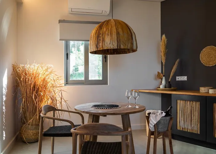 Crystal Waters 4* Nikiana