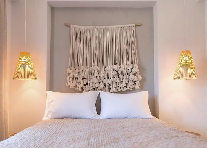 Crystal Waters Nikiana