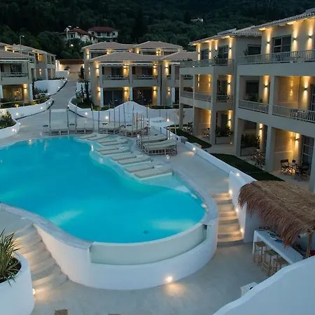 Szálloda Crystal Waters 4*