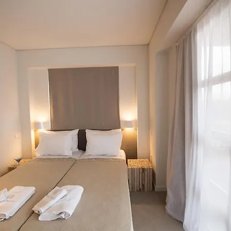 Crystal Waters Szálloda Nikiána