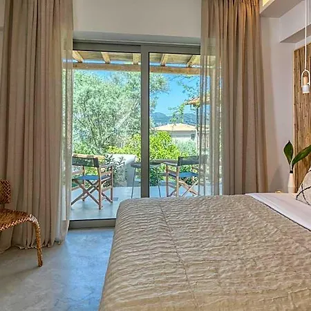 Szálloda Crystal Waters 4*