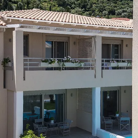 Crystal Waters 4* Νικιάνα