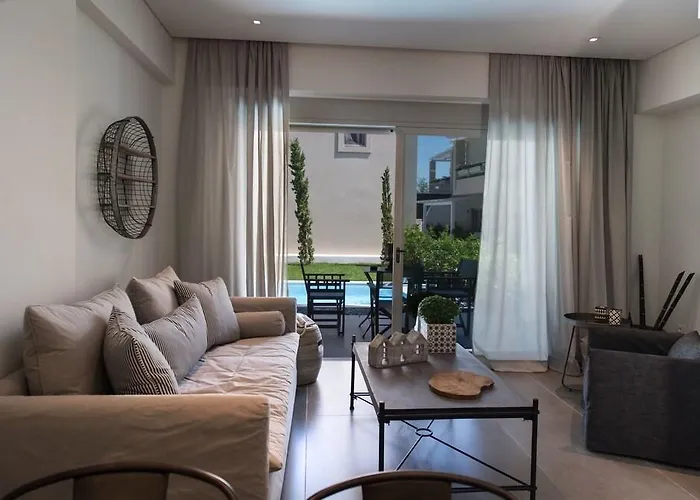 Hotel Crystal Waters 4*