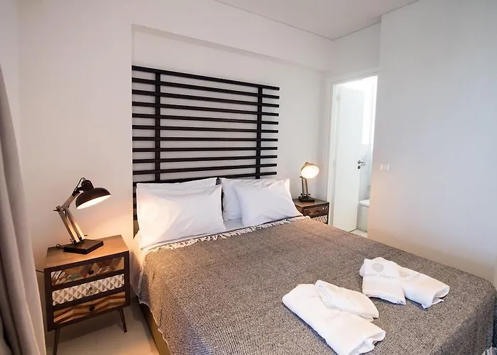 Hotel Crystal Waters Nikiana