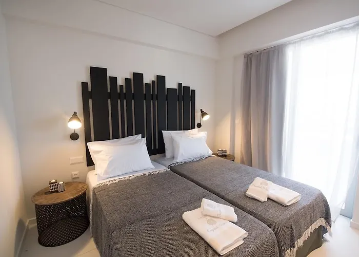 Crystal Waters Nikiana