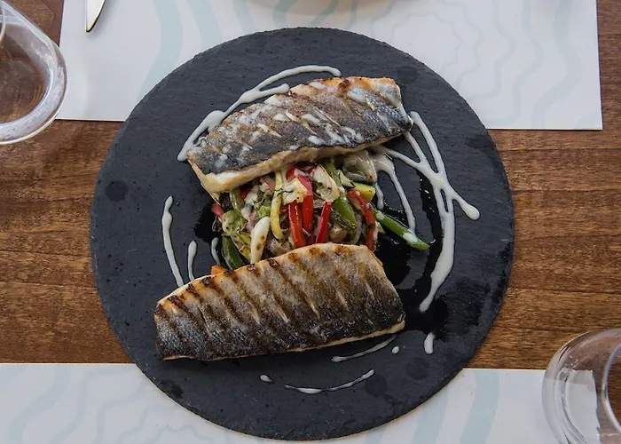 Hotel Crystal Waters 4*