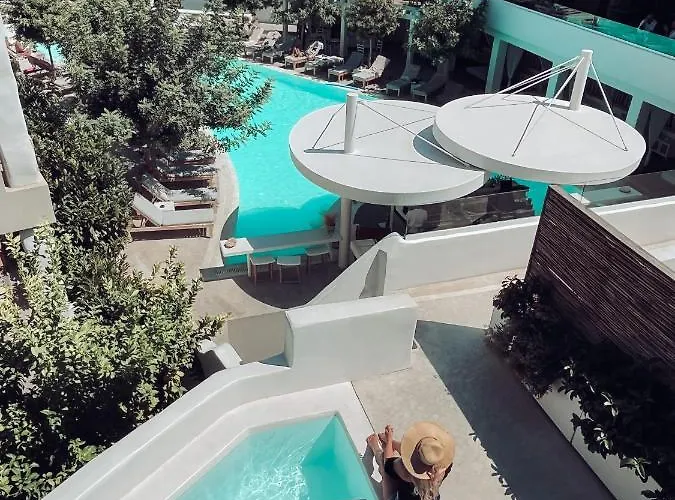 Crystal Waters 4* Nikiana