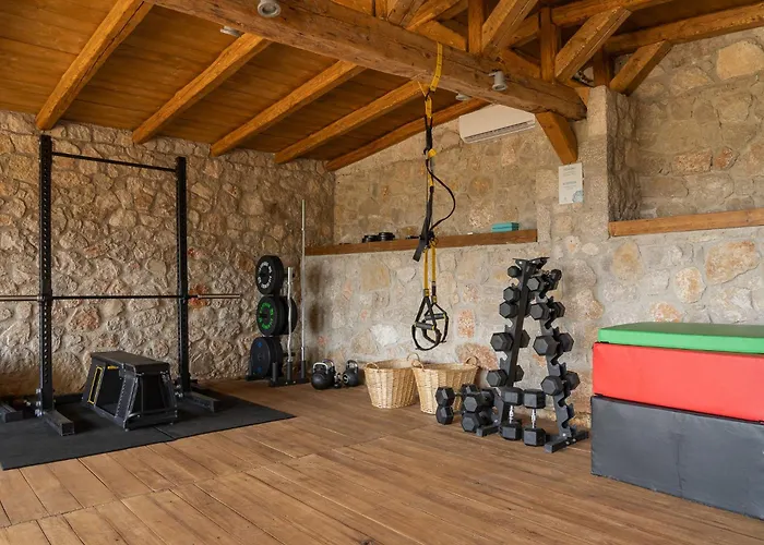 Hotel Crystal Waters