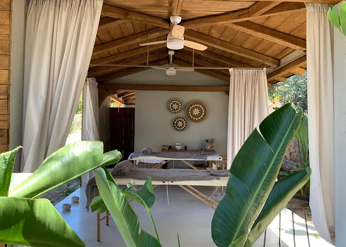 Hotel Crystal Waters 4*